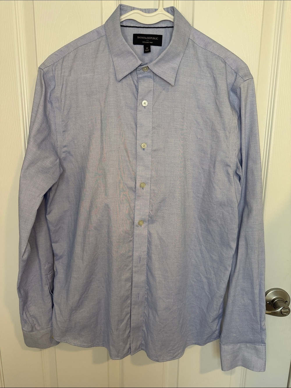 Banana Republic untucked shirt Light Blue Long-Sleeve Dress Shirt 100% cotton